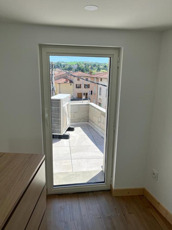 Superbe Maison De Ville, Renovee A 15 Min De Lyon Saint-Symphorien-dʼOzon Eksteriør billede